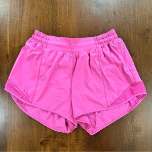 Lululemon Hotty Hot High Rise Shorts 4" Size 6 Lined Pink